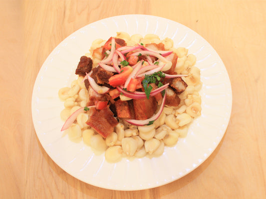 Mote con Chicharrón